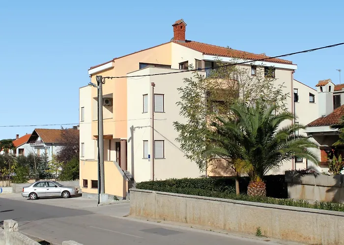 - Diklo 5887c * Zara